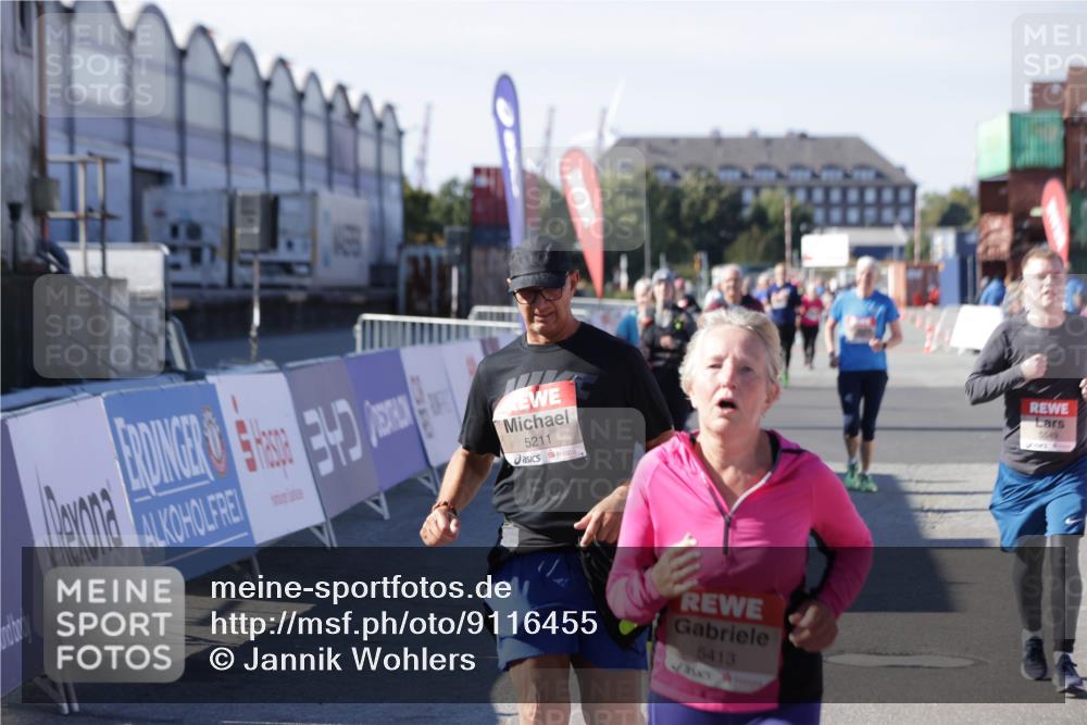 03.10.2025 - Köhlbrandbrückenlauf Jannik Wohlers http://msf.ph/oto/9116455 03.10.2025 13:33:26 Ziel 4006, 4755, 5211, 5281, 5413, 5549, 5783, 6276 meine-sportfotos.de