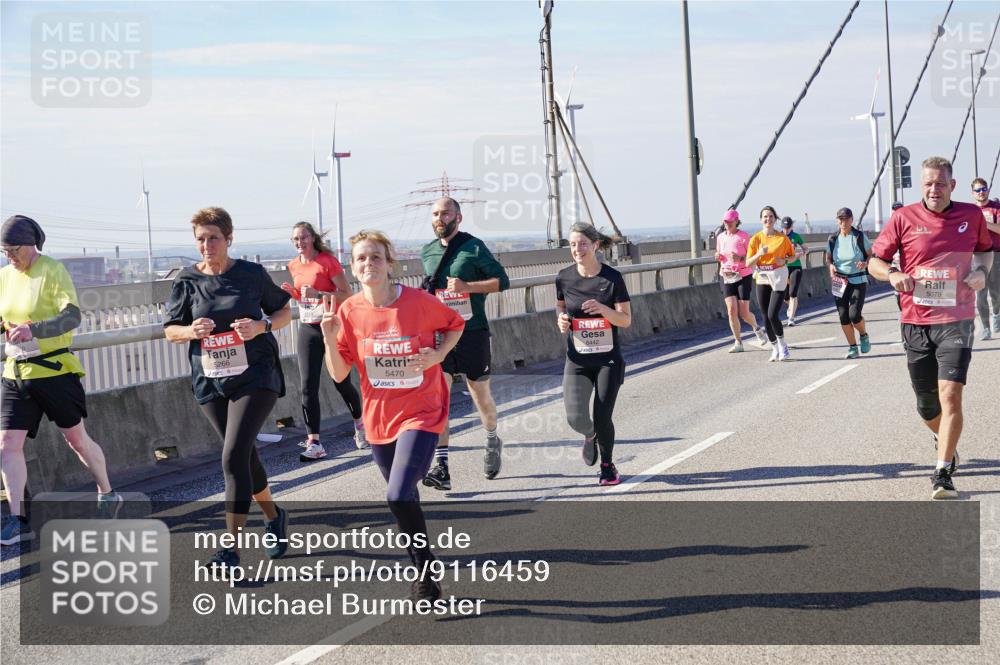 03.10.2025 - Köhlbrandbrückenlauf Michael Burmester http://msf.ph/oto/9116459 03.10.2025 12:58:08 Position 2 5266, 5470, 6442, 5079 meine-sportfotos.de