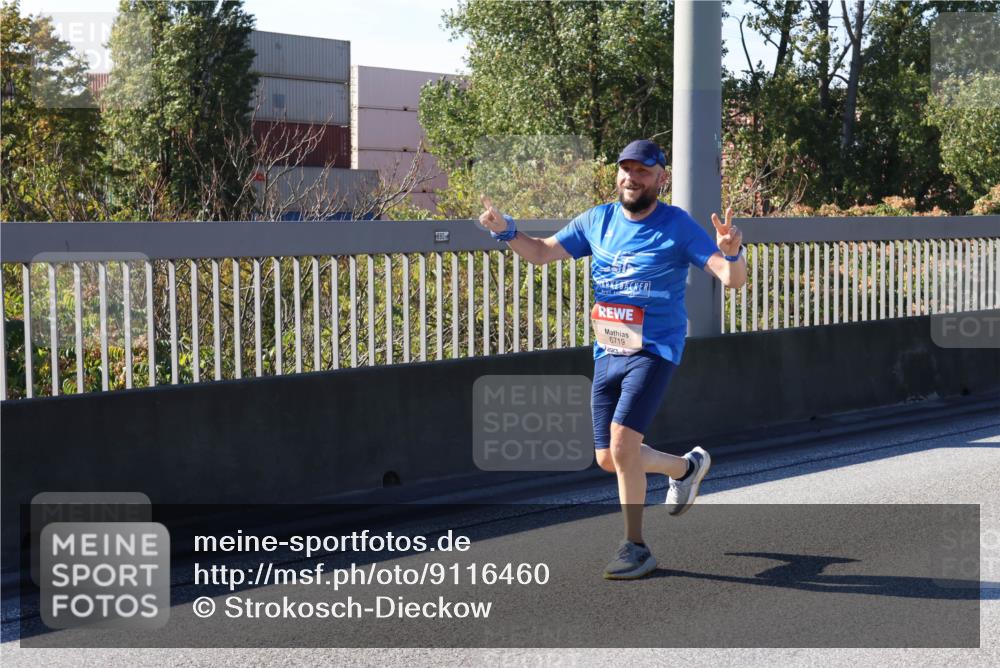 03.10.2025 - Köhlbrandbrückenlauf Strokosch-Dieckow http://msf.ph/oto/9116460 03.10.2025 12:51:11 Position 3 6719 meine-sportfotos.de