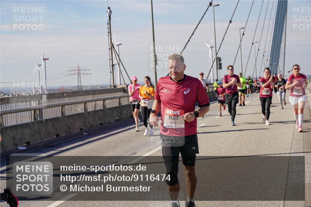 03.10.2025 - Köhlbrandbrückenlauf Michael Burmester http://msf.ph/oto/9116474 03.10.2025 12:58:10 Position 2 5079 meine-sportfotos.de