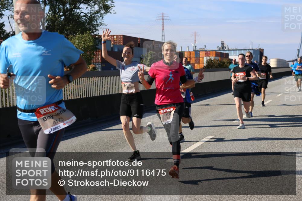 03.10.2025 - Köhlbrandbrückenlauf Strokosch-Dieckow http://msf.ph/oto/9116475 03.10.2025 12:51:15 Position 3 1, 10, 2015, 4175, 62 meine-sportfotos.de