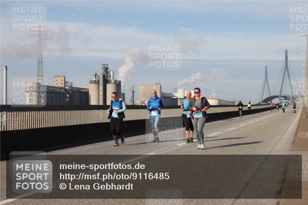 03.10.2025 - Köhlbrandbrückenlauf Lena Gebhardt http://msf.ph/oto/9116485 03.10.2025 10:20:59 Position 2  meine-sportfotos.de