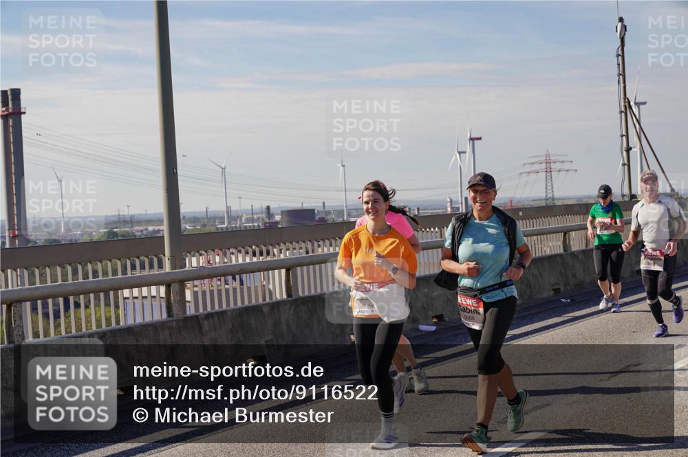 03.10.2025 - Köhlbrandbrückenlauf Michael Burmester http://msf.ph/oto/9116522 03.10.2025 12:58:14 Position 2 5000 meine-sportfotos.de