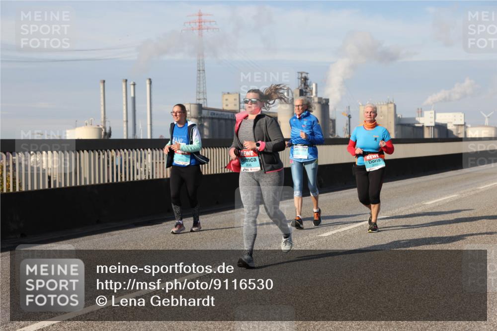 03.10.2025 - Köhlbrandbrückenlauf Lena Gebhardt http://msf.ph/oto/9116530 03.10.2025 10:21:02 Position 2 3606 meine-sportfotos.de