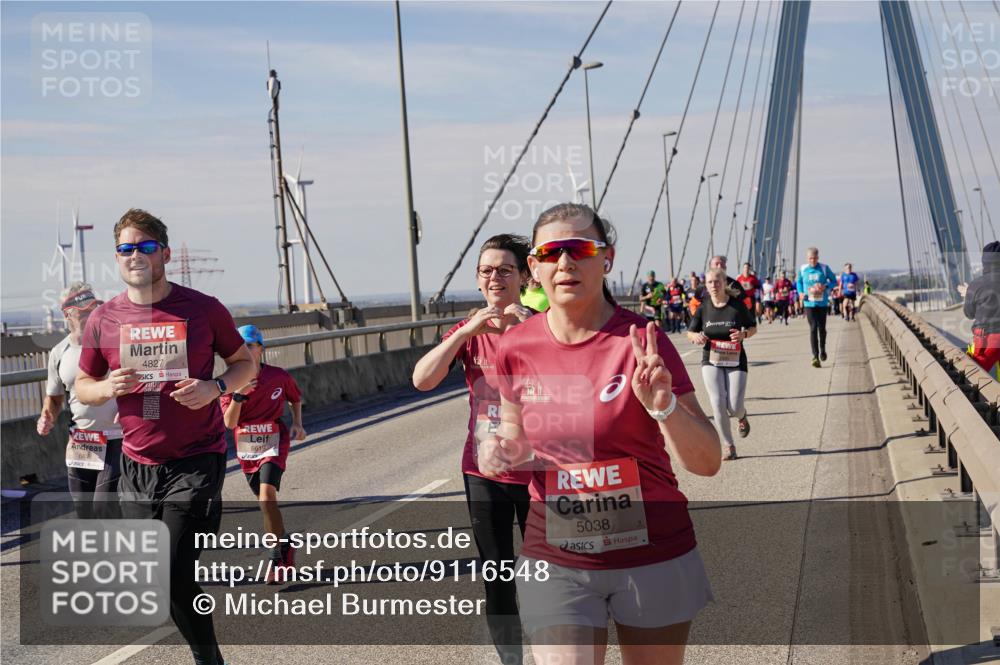 03.10.2025 - Köhlbrandbrückenlauf Michael Burmester http://msf.ph/oto/9116548 03.10.2025 12:58:15 Position 2 6618, 4827, 6619, 5038 meine-sportfotos.de