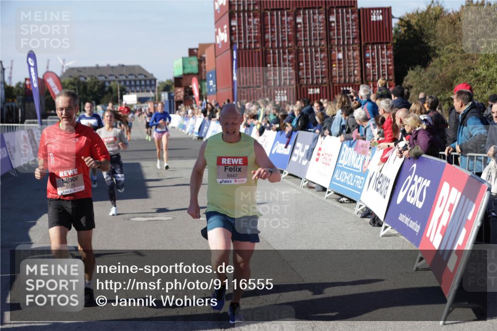 03.10.2025 - Köhlbrandbrückenlauf Jannik Wohlers http://msf.ph/oto/9116555 03.10.2025 13:02:51 Ziel 4095, 4116, 4137, 4203, 4279, 4579, 4619, 4747, 5245, 5726, 5793, 5810, 6175, 6255, 6447, 6739 meine-sportfotos.de