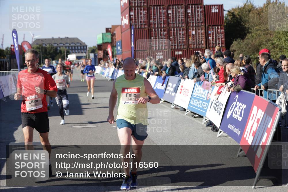 03.10.2025 - Köhlbrandbrückenlauf Jannik Wohlers http://msf.ph/oto/9116560 03.10.2025 13:02:51 Ziel 4095, 4116, 4137, 4203, 4279, 4579, 4619, 4747, 5245, 5726, 5793, 5810, 6175, 6255, 6447, 6739 meine-sportfotos.de