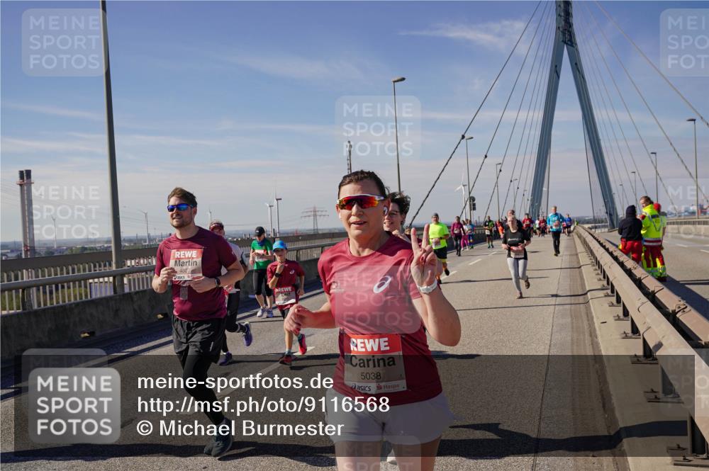 03.10.2025 - Köhlbrandbrückenlauf Michael Burmester http://msf.ph/oto/9116568 03.10.2025 12:58:16 Position 2 4827, 5038 meine-sportfotos.de