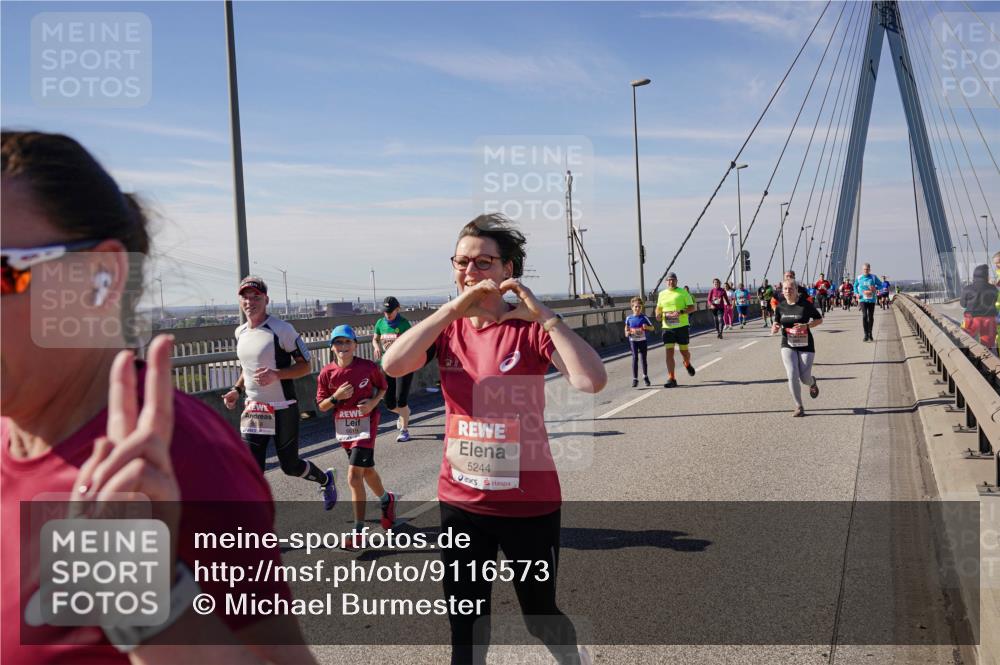 03.10.2025 - Köhlbrandbrückenlauf Michael Burmester http://msf.ph/oto/9116573 03.10.2025 12:58:17 Position 2 5244 meine-sportfotos.de