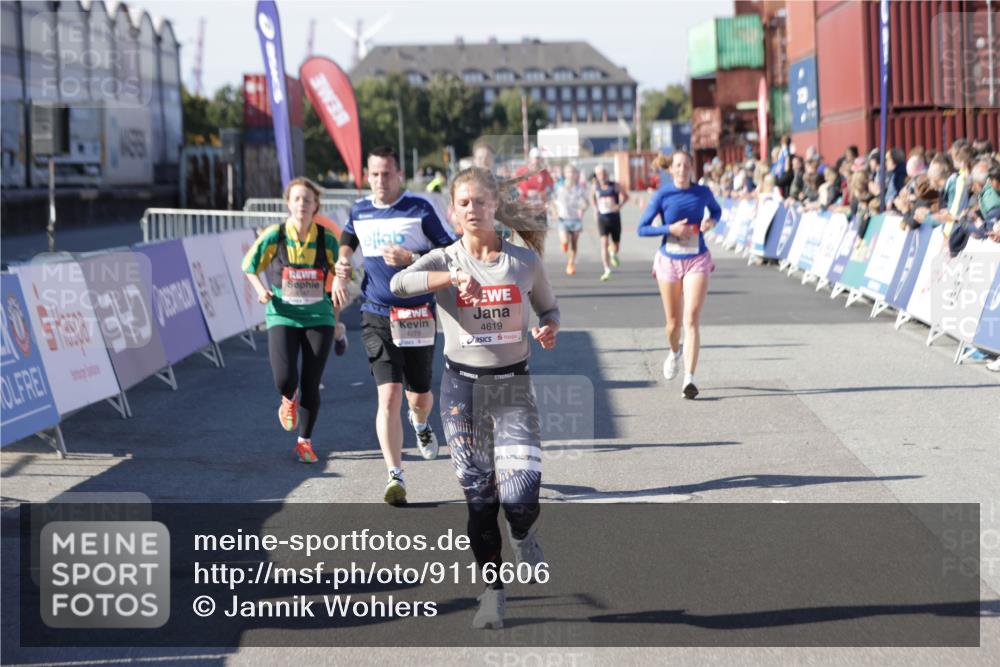 03.10.2025 - Köhlbrandbrückenlauf Jannik Wohlers http://msf.ph/oto/9116606 03.10.2025 13:02:52 Ziel 4095, 4116, 4137, 4203, 4279, 4579, 4619, 4747, 5245, 5793, 5810, 6175, 6255, 6447, 6739 meine-sportfotos.de