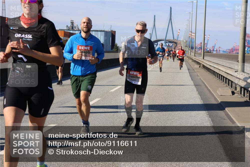 03.10.2025 - Köhlbrandbrückenlauf Strokosch-Dieckow http://msf.ph/oto/9116611 03.10.2025 12:51:21 Position 3 413, 4396 meine-sportfotos.de