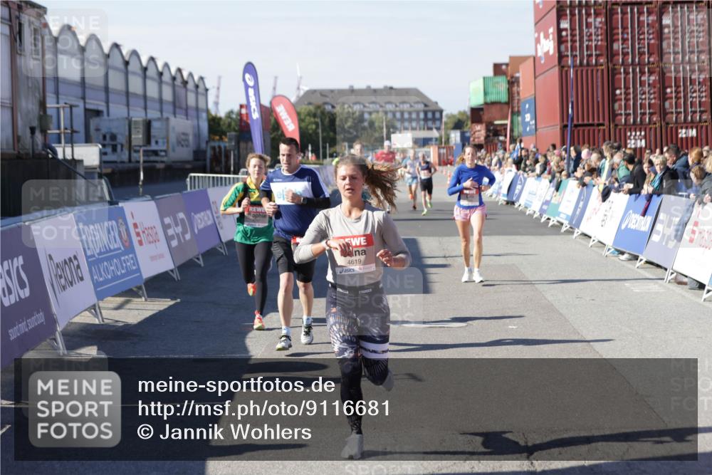 03.10.2025 - Köhlbrandbrückenlauf Jannik Wohlers http://msf.ph/oto/9116681 03.10.2025 13:02:53 Ziel 4095, 4116, 4137, 4203, 4279, 4579, 4619, 4747, 5245, 5793, 5810, 6175, 6255, 6447, 6739 meine-sportfotos.de
