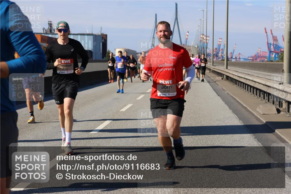 03.10.2025 - Köhlbrandbrückenlauf Strokosch-Dieckow http://msf.ph/oto/9116683 03.10.2025 12:51:32 Position 3 4494, 4113 meine-sportfotos.de
