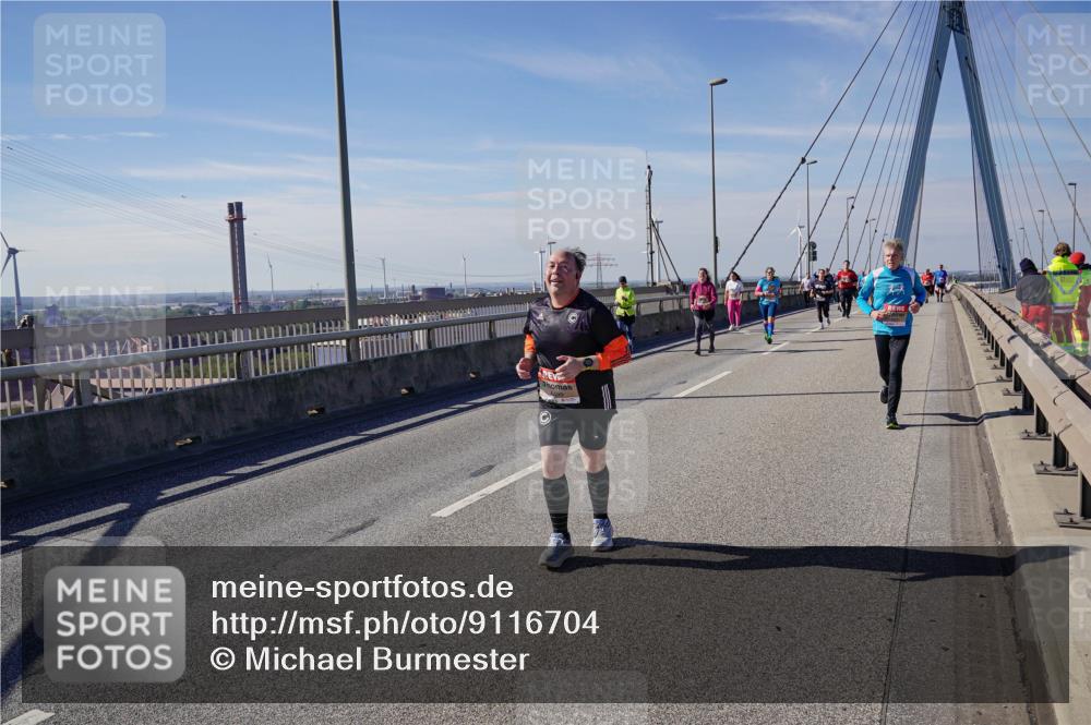 03.10.2025 - Köhlbrandbrückenlauf Michael Burmester http://msf.ph/oto/9116704 03.10.2025 12:58:23 Position 2  meine-sportfotos.de