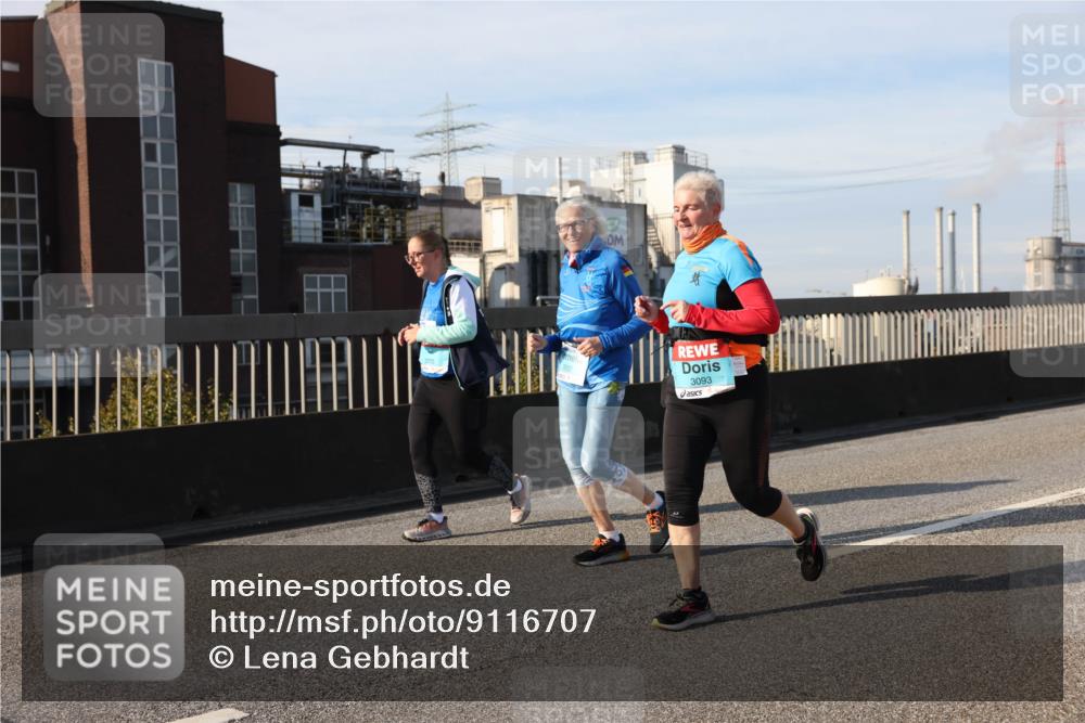 03.10.2025 - Köhlbrandbrückenlauf Lena Gebhardt http://msf.ph/oto/9116707 03.10.2025 10:21:05 Position 2 3093 meine-sportfotos.de