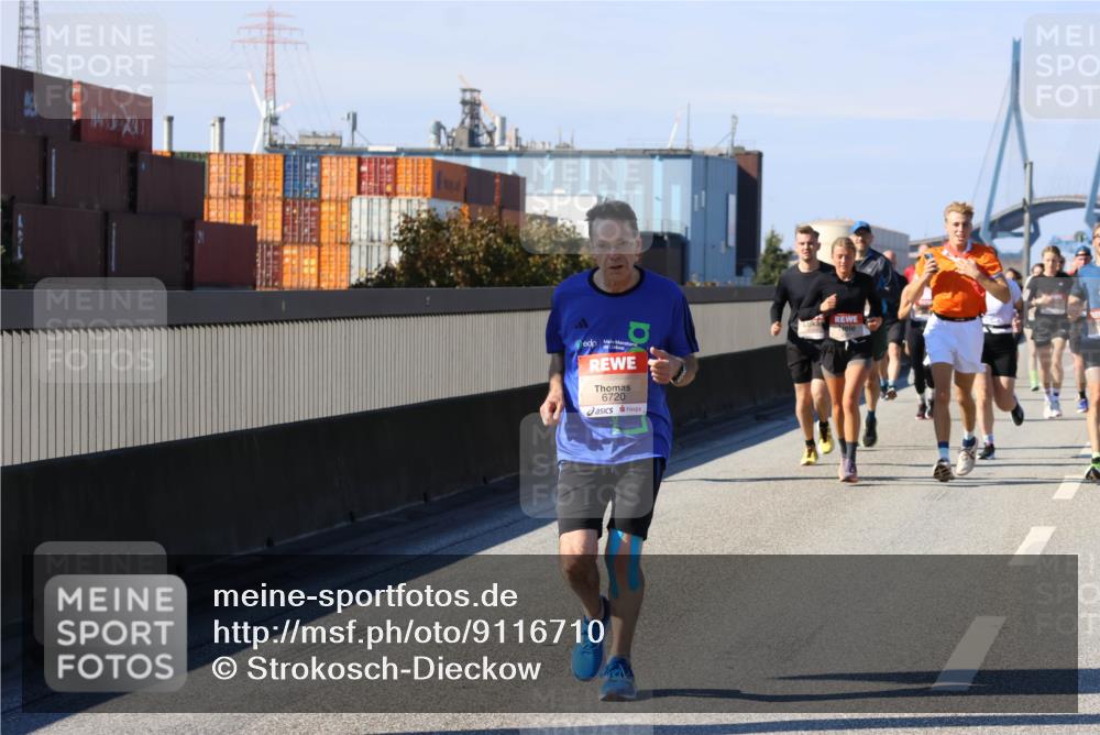 03.10.2025 - Köhlbrandbrückenlauf Strokosch-Dieckow http://msf.ph/oto/9116710 03.10.2025 12:51:37 Position 3  meine-sportfotos.de