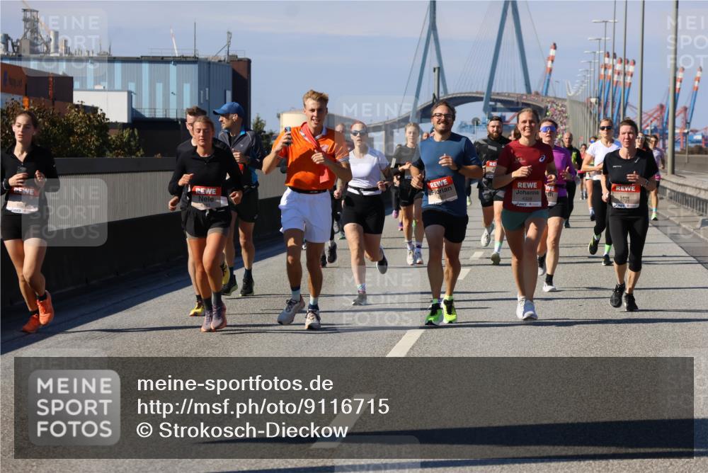 03.10.2025 - Köhlbrandbrückenlauf Strokosch-Dieckow http://msf.ph/oto/9116715 03.10.2025 12:51:39 Position 3  meine-sportfotos.de