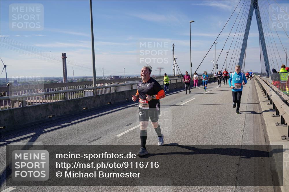 03.10.2025 - Köhlbrandbrückenlauf Michael Burmester http://msf.ph/oto/9116716 03.10.2025 12:58:23 Position 2  meine-sportfotos.de