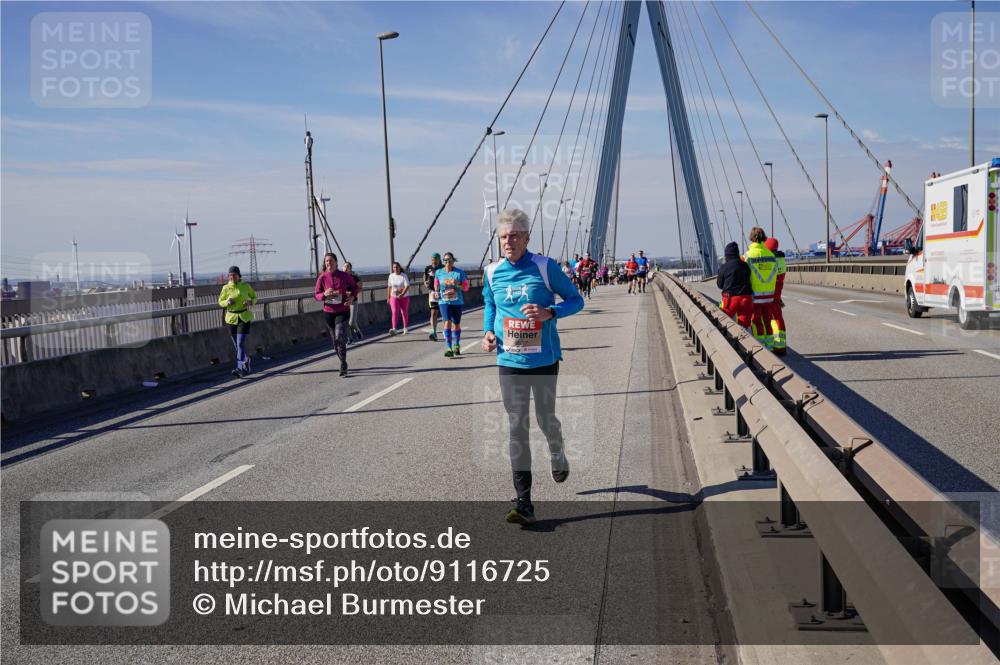 03.10.2025 - Köhlbrandbrückenlauf Michael Burmester http://msf.ph/oto/9116725 03.10.2025 12:58:24 Position 2  meine-sportfotos.de