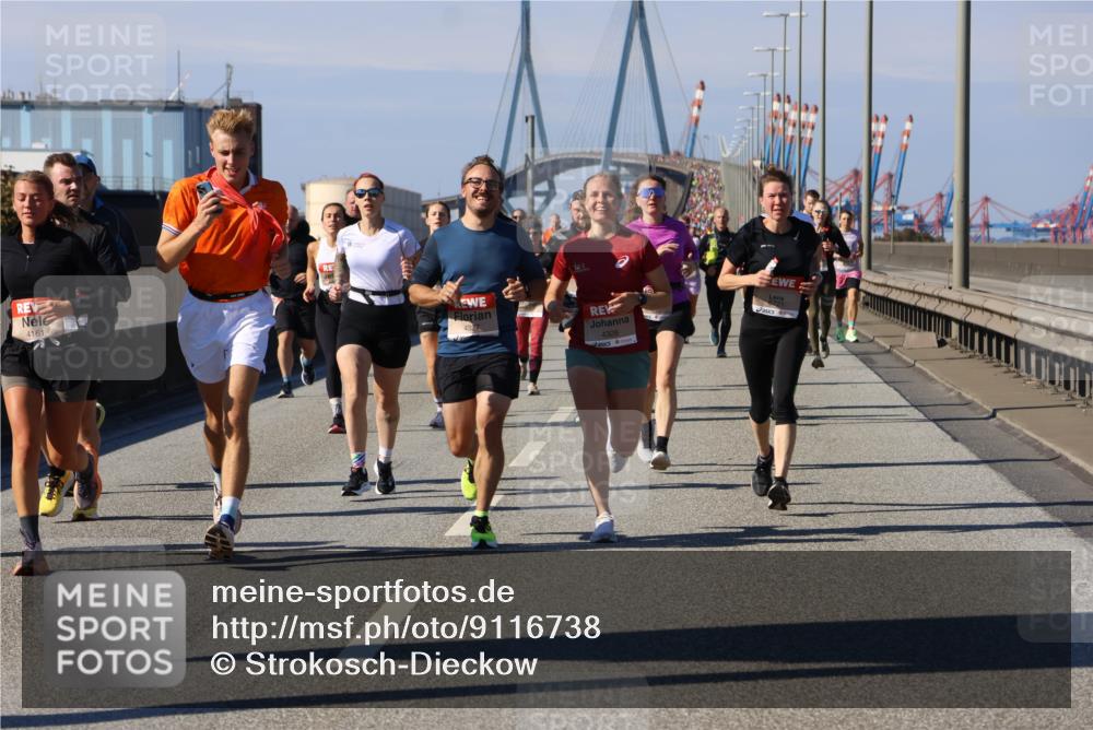 03.10.2025 - Köhlbrandbrückenlauf Strokosch-Dieckow http://msf.ph/oto/9116738 03.10.2025 12:51:40 Position 3 4161, 432, 4328 meine-sportfotos.de