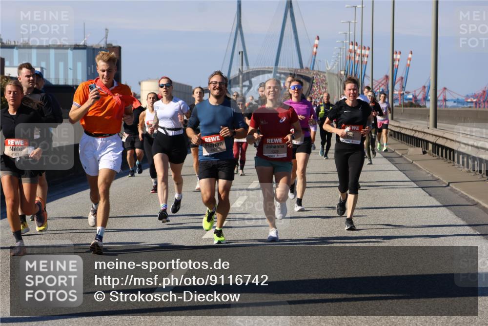 03.10.2025 - Köhlbrandbrückenlauf Strokosch-Dieckow http://msf.ph/oto/9116742 03.10.2025 12:51:40 Position 3 4161, 4328 meine-sportfotos.de