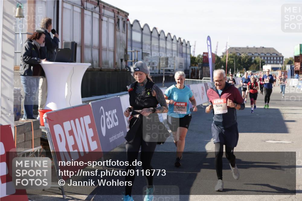 03.10.2025 - Köhlbrandbrückenlauf Jannik Wohlers http://msf.ph/oto/9116773 03.10.2025 13:33:33 Ziel 4006, 4744, 5179, 5211, 5281, 5413, 5546, 5549, 6094, 6276 meine-sportfotos.de