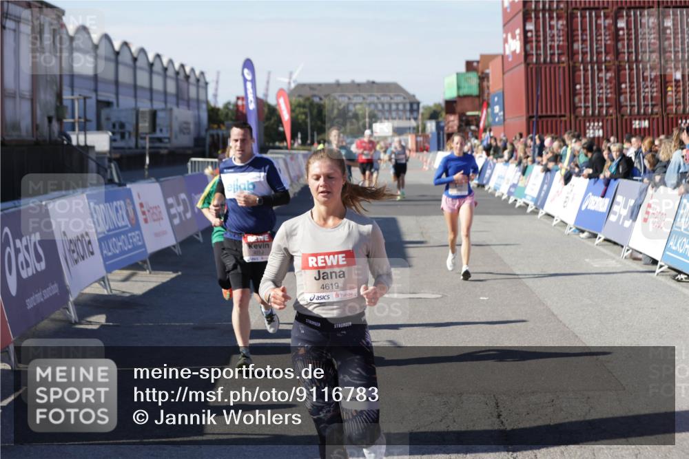 03.10.2025 - Köhlbrandbrückenlauf Jannik Wohlers http://msf.ph/oto/9116783 03.10.2025 13:02:54 Ziel 4095, 4116, 4137, 4203, 4279, 4579, 4619, 4747, 5245, 5793, 5810, 6175, 6447, 6739 meine-sportfotos.de