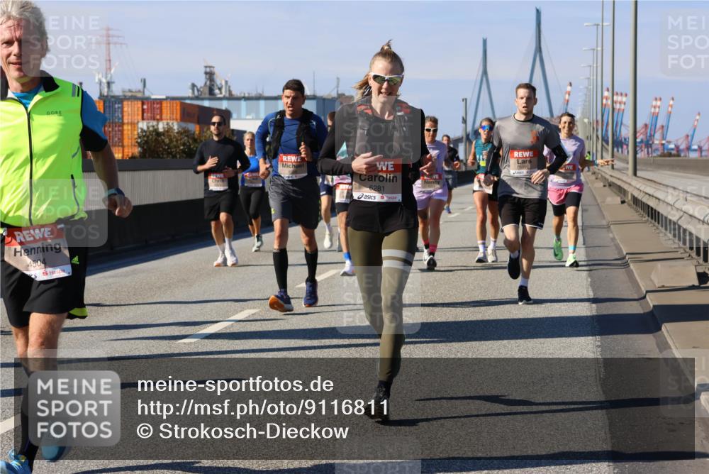 03.10.2025 - Köhlbrandbrückenlauf Strokosch-Dieckow http://msf.ph/oto/9116811 03.10.2025 12:51:50 Position 3 4504, 6281, 3 meine-sportfotos.de