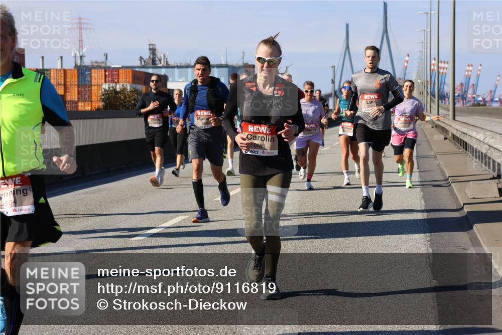 03.10.2025 - Köhlbrandbrückenlauf Strokosch-Dieckow http://msf.ph/oto/9116819 03.10.2025 12:51:50 Position 3 4504, 6281, 5096 meine-sportfotos.de