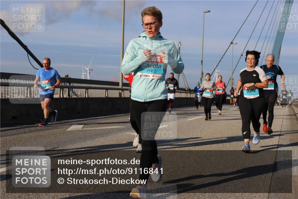 03.10.2025 - Köhlbrandbrückenlauf Strokosch-Dieckow http://msf.ph/oto/9116841 03.10.2025 09:49:59 Position 2 1, 1745, 1796 meine-sportfotos.de