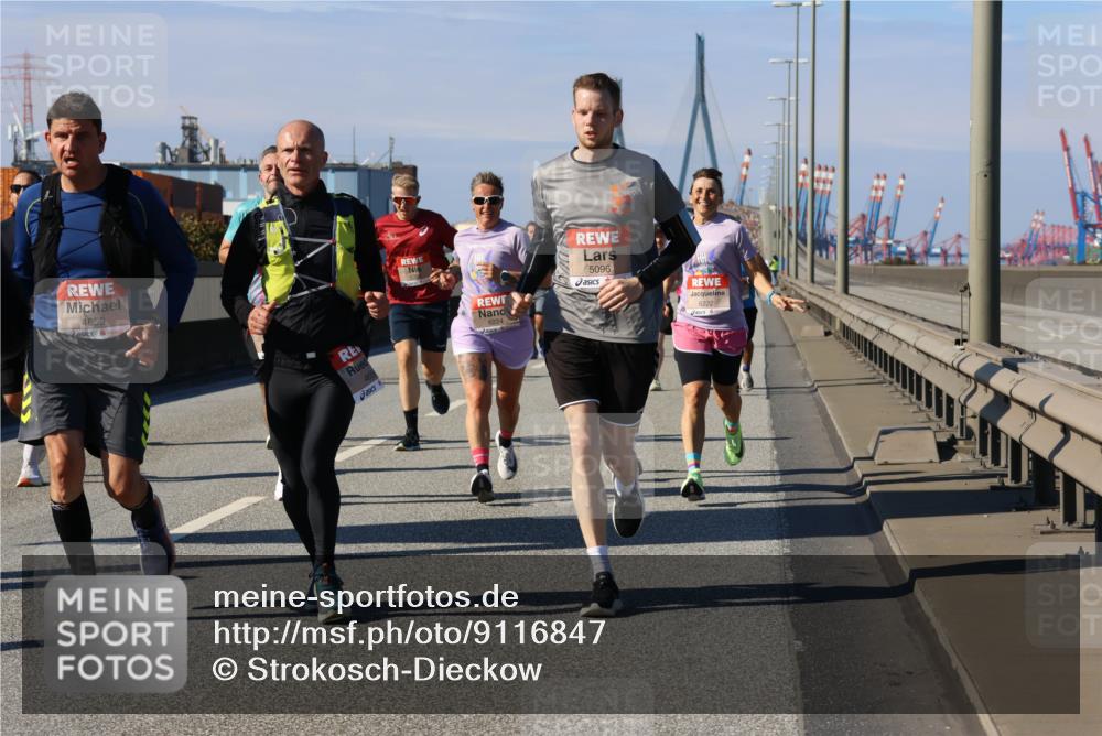 03.10.2025 - Köhlbrandbrückenlauf Strokosch-Dieckow http://msf.ph/oto/9116847 03.10.2025 12:51:51 Position 3 4659, 5096, 6222 meine-sportfotos.de
