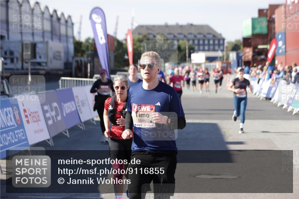 03.10.2025 - Köhlbrandbrückenlauf Jannik Wohlers http://msf.ph/oto/9116855 03.10.2025 13:33:37 Ziel 4006, 4744, 5179, 5281, 5367, 5546, 5549, 5579, 6094, 6276, 6734 meine-sportfotos.de