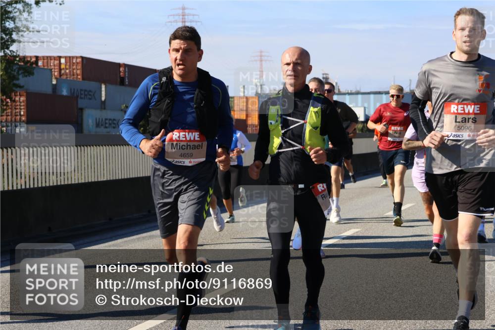 03.10.2025 - Köhlbrandbrückenlauf Strokosch-Dieckow http://msf.ph/oto/9116869 03.10.2025 12:51:52 Position 3 4659, 5096 meine-sportfotos.de