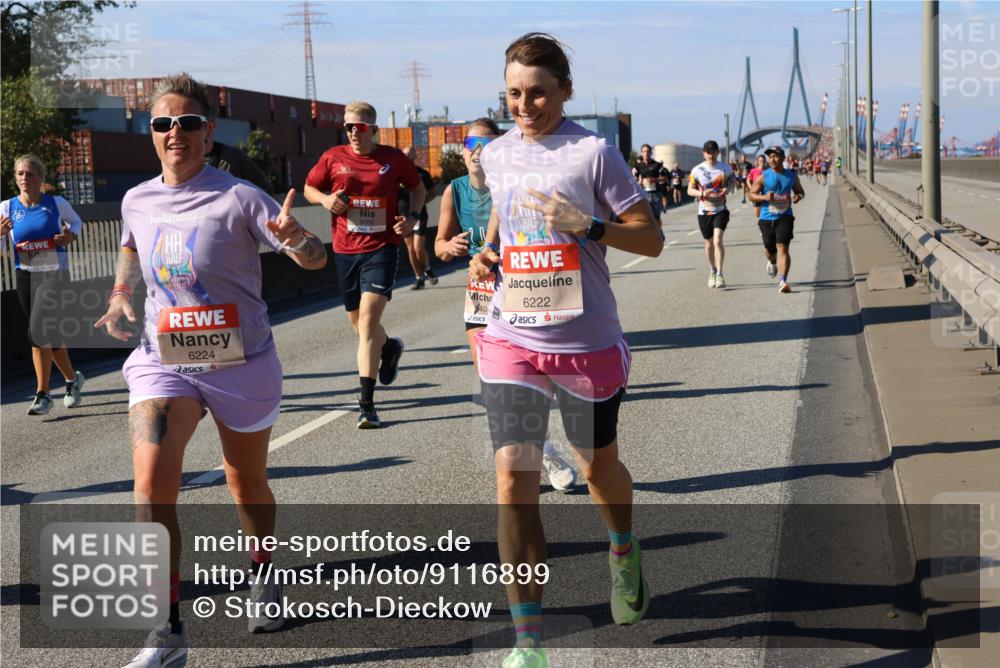 03.10.2025 - Köhlbrandbrückenlauf Strokosch-Dieckow http://msf.ph/oto/9116899 03.10.2025 12:51:55 Position 3 6224, 40, 6222 meine-sportfotos.de
