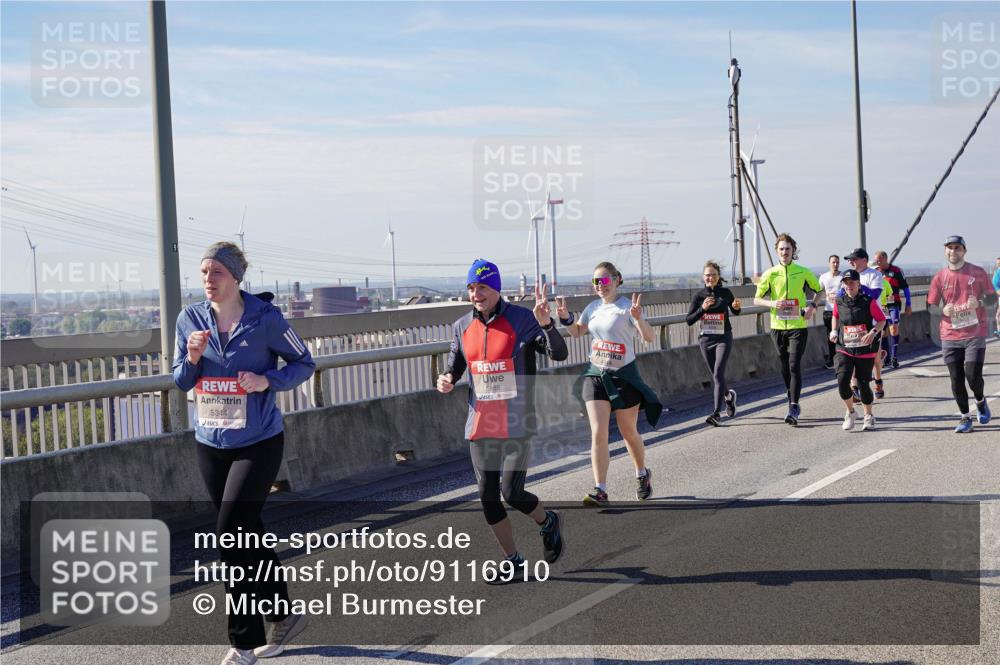 03.10.2025 - Köhlbrandbrückenlauf Michael Burmester http://msf.ph/oto/9116910 03.10.2025 12:58:35 Position 2 5985, 5344 meine-sportfotos.de