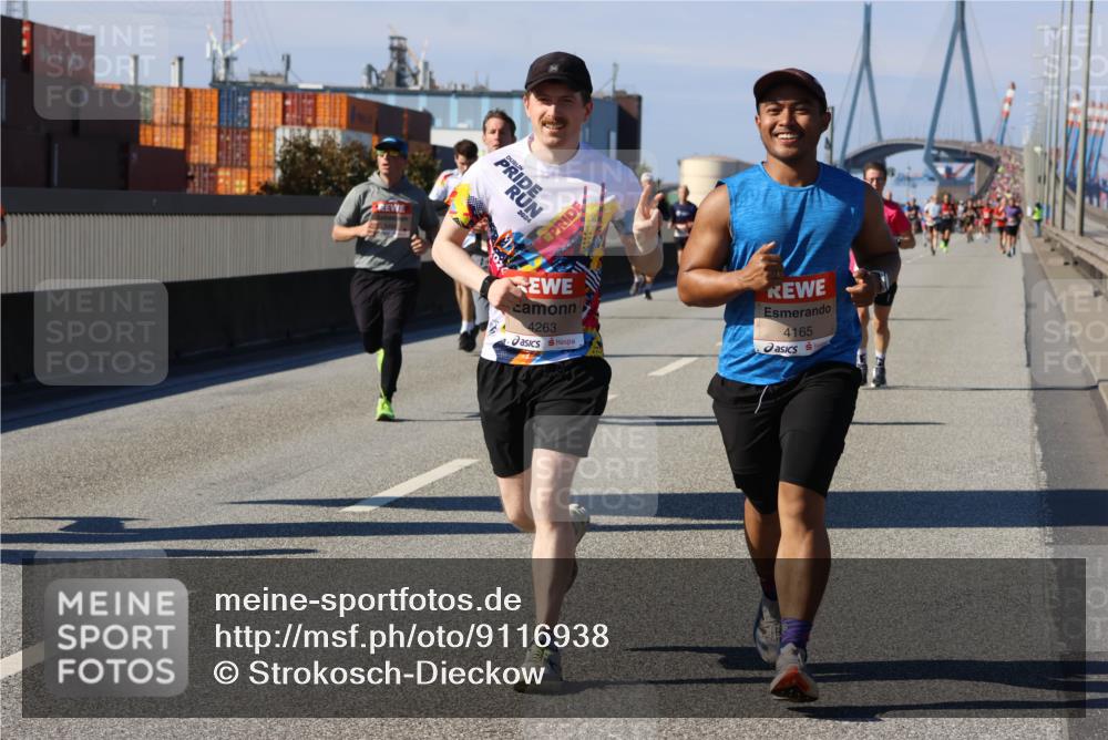 03.10.2025 - Köhlbrandbrückenlauf Strokosch-Dieckow http://msf.ph/oto/9116938 03.10.2025 12:51:58 Position 3 2024, 4263, 4165 meine-sportfotos.de