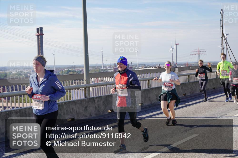 03.10.2025 - Köhlbrandbrückenlauf Michael Burmester http://msf.ph/oto/9116942 03.10.2025 12:58:36 Position 2 5344, 5985 meine-sportfotos.de