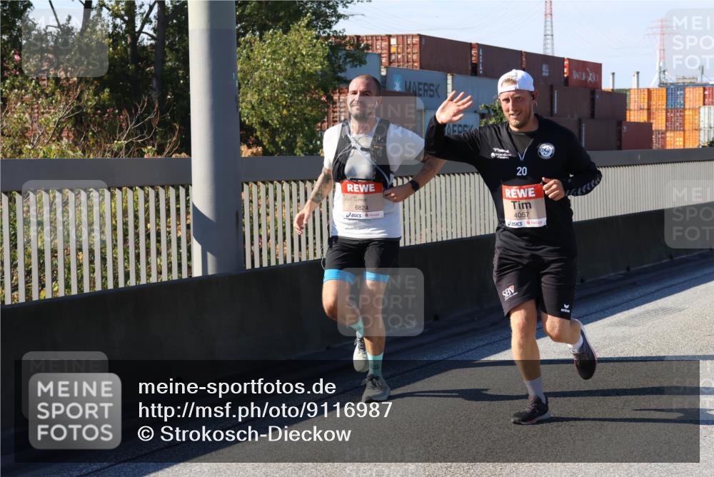 03.10.2025 - Köhlbrandbrückenlauf Strokosch-Dieckow http://msf.ph/oto/9116987 03.10.2025 12:52:10 Position 3 20, 20, 6824, 4057 meine-sportfotos.de