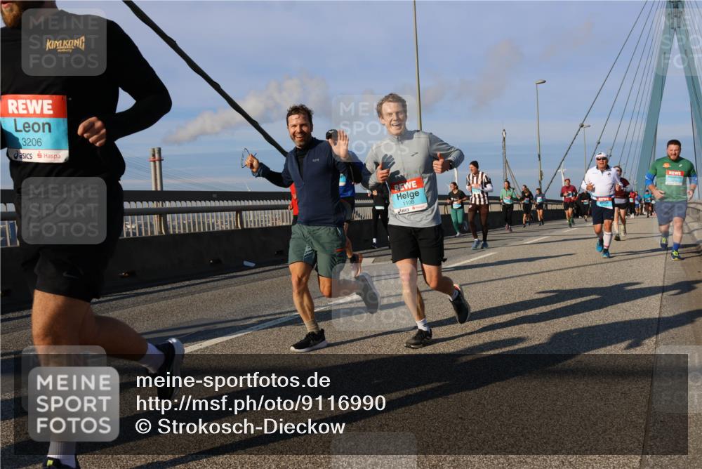 03.10.2025 - Köhlbrandbrückenlauf Strokosch-Dieckow http://msf.ph/oto/9116990 03.10.2025 09:50:15 Position 2 3206, 1108 meine-sportfotos.de
