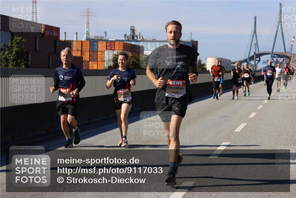 03.10.2025 - Köhlbrandbrückenlauf Strokosch-Dieckow http://msf.ph/oto/9117033 03.10.2025 12:52:12 Position 3 4588 meine-sportfotos.de