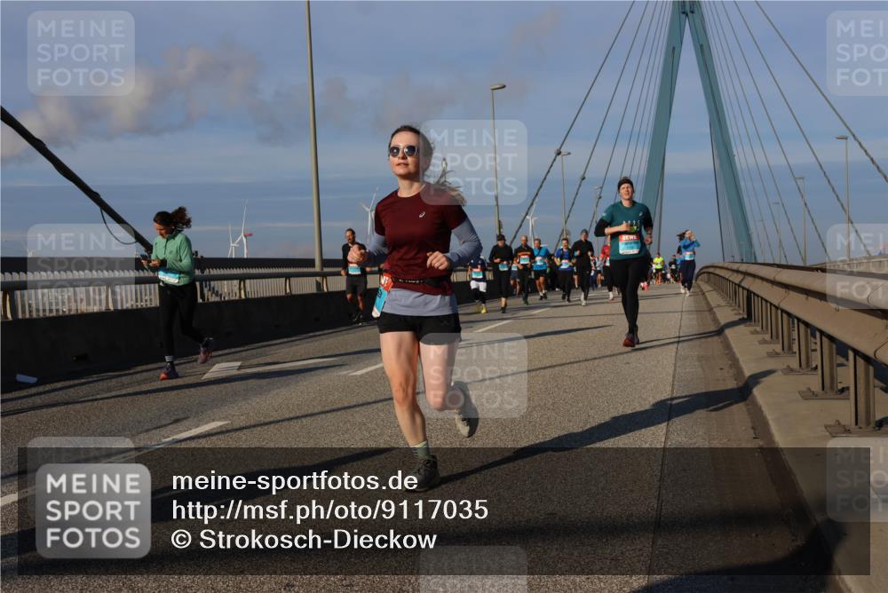 03.10.2025 - Köhlbrandbrückenlauf Strokosch-Dieckow http://msf.ph/oto/9117035 03.10.2025 09:50:19 Position 2  meine-sportfotos.de