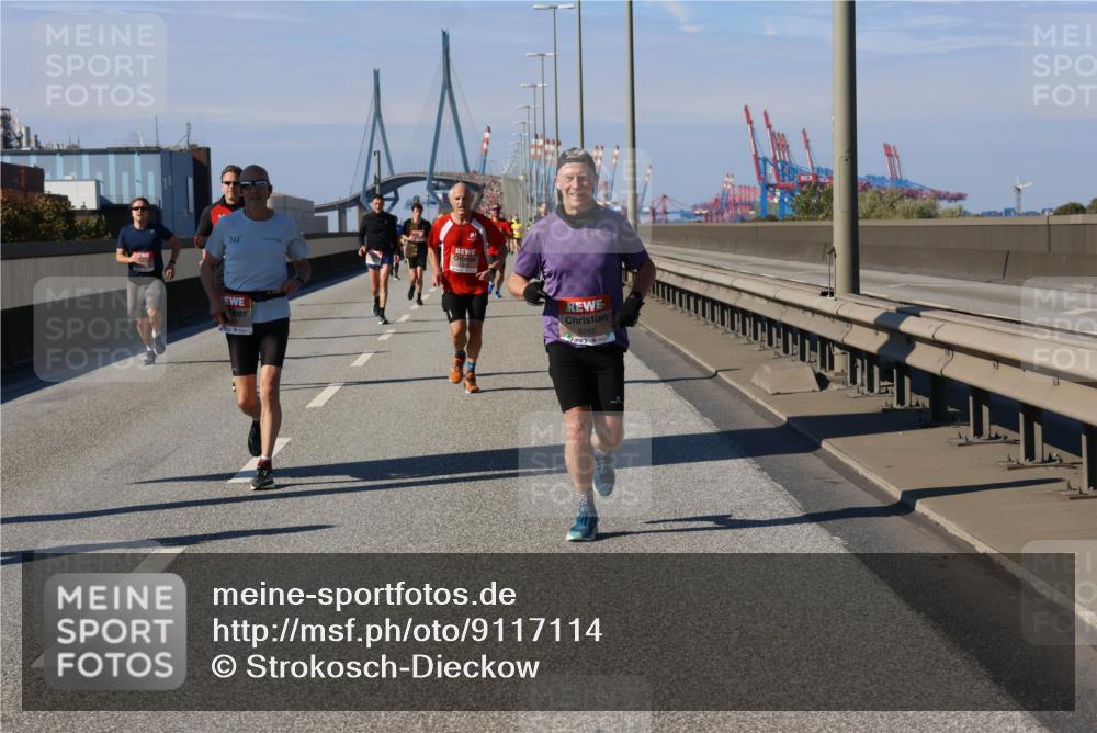 03.10.2025 - Köhlbrandbrückenlauf Strokosch-Dieckow http://msf.ph/oto/9117114 03.10.2025 12:52:26 Position 3 361, 6285 meine-sportfotos.de