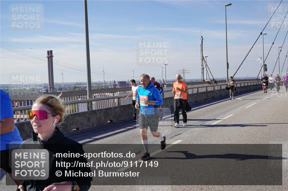 03.10.2025 - Köhlbrandbrückenlauf Michael Burmester http://msf.ph/oto/9117149 03.10.2025 12:58:44 Position 2 4442 meine-sportfotos.de
