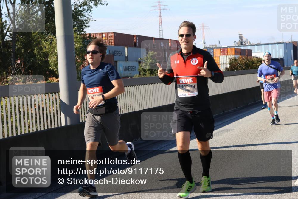 03.10.2025 - Köhlbrandbrückenlauf Strokosch-Dieckow http://msf.ph/oto/9117175 03.10.2025 12:52:31 Position 3 6696 meine-sportfotos.de