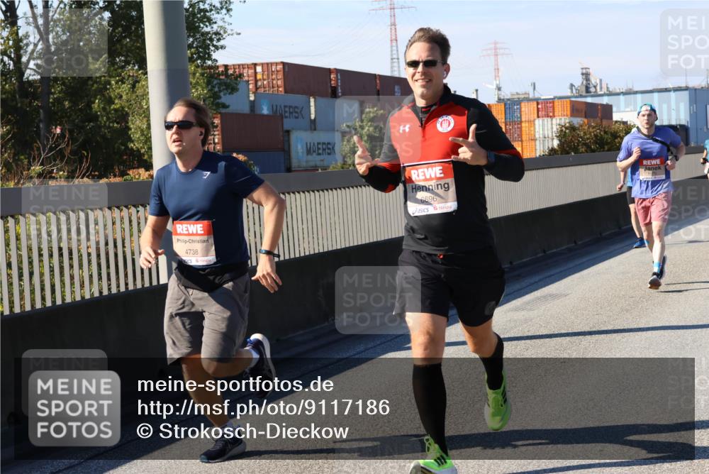 03.10.2025 - Köhlbrandbrückenlauf Strokosch-Dieckow http://msf.ph/oto/9117186 03.10.2025 12:52:31 Position 3 4738, 6696 meine-sportfotos.de