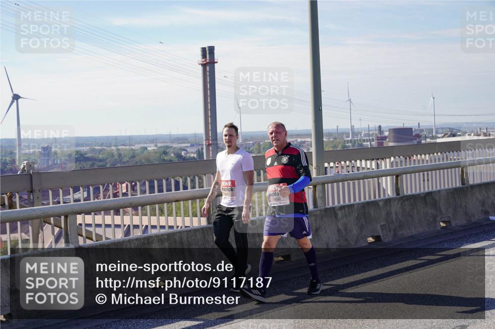 03.10.2025 - Köhlbrandbrückenlauf Michael Burmester http://msf.ph/oto/9117187 03.10.2025 12:58:47 Position 2 5892 meine-sportfotos.de