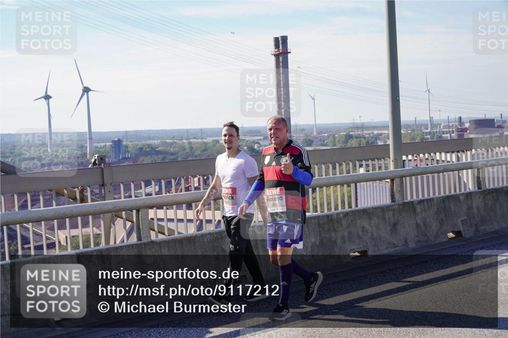 03.10.2025 - Köhlbrandbrückenlauf Michael Burmester http://msf.ph/oto/9117212 03.10.2025 12:58:47 Position 2 5892, 9 meine-sportfotos.de