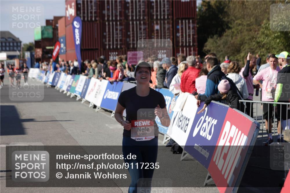 03.10.2025 - Köhlbrandbrückenlauf Jannik Wohlers http://msf.ph/oto/9117235 03.10.2025 13:33:43 Ziel 4744, 5074, 5077, 5179, 5367, 5546, 5579, 6094, 6734 meine-sportfotos.de