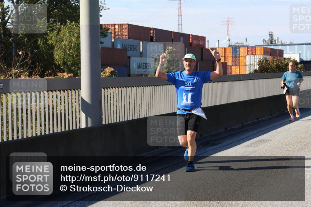 03.10.2025 - Köhlbrandbrückenlauf Strokosch-Dieckow http://msf.ph/oto/9117241 03.10.2025 12:52:35 Position 3 50 meine-sportfotos.de