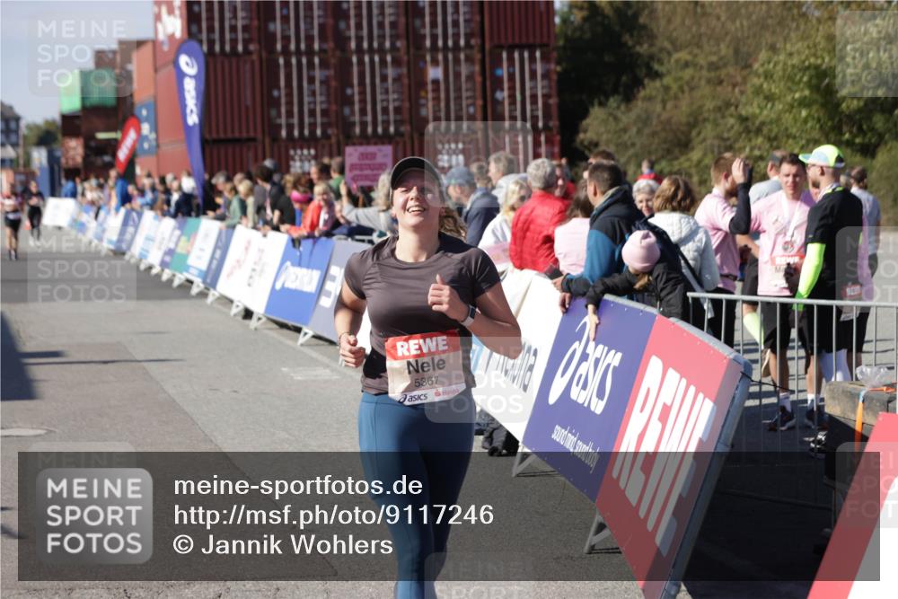 03.10.2025 - Köhlbrandbrückenlauf Jannik Wohlers http://msf.ph/oto/9117246 03.10.2025 13:33:43 Ziel 4744, 5074, 5077, 5179, 5367, 5546, 5579, 6094, 6734 meine-sportfotos.de